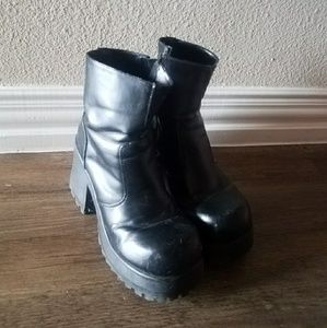 90s AUTHENTIC VINTAGE PUNK, ROCK, GOTH, BOOTS